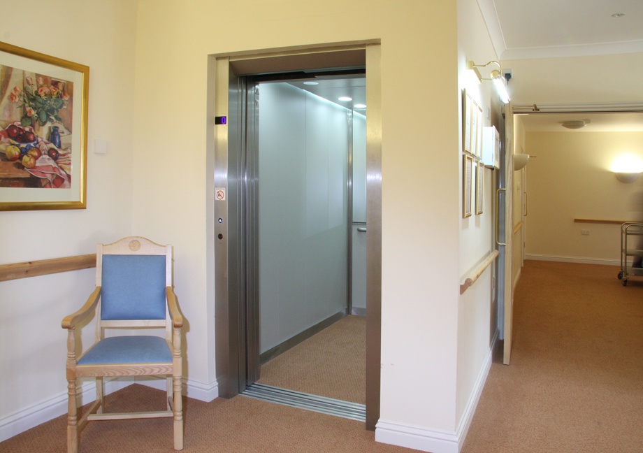 specifying-lifts-for-care-homes